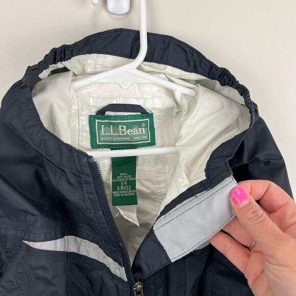 L.L. Bean Kids Trail Model Rain Jacket Black 4T - Picture 4 of 13
